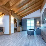 Stoaberg 4*