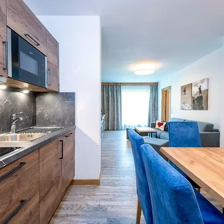 Stoaberg Hotel apartamentowy 3*